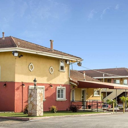Rodeway Inn & Suites Near The Coliseum & Arena Oakland Eksteriør bilde